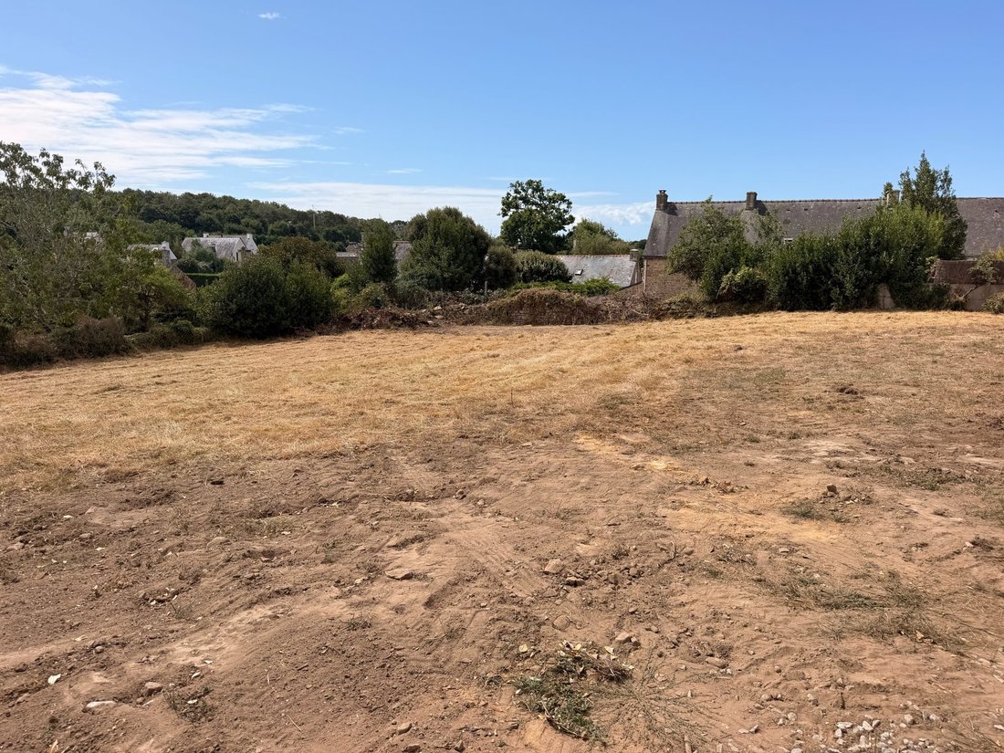 Land in Baden, Brittany, France 3 - 18696043