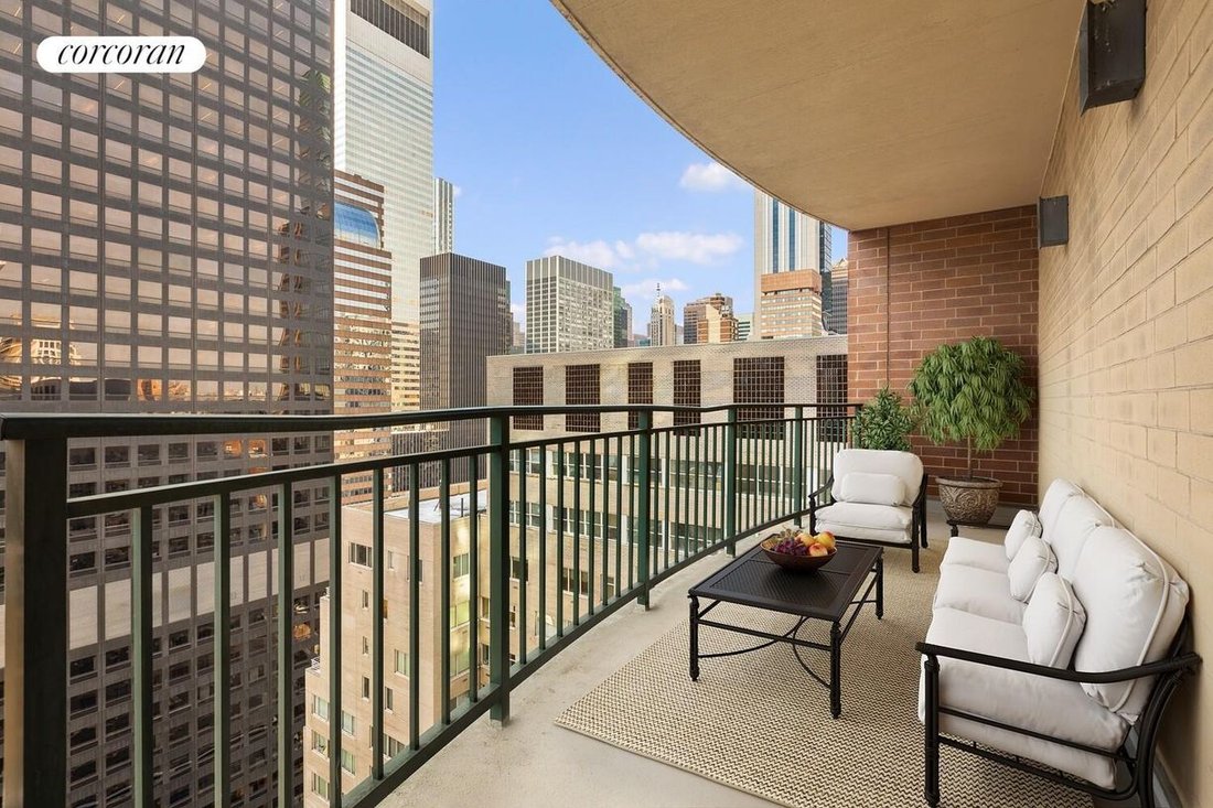 Condo in New York, New York, United States 5 - 18696451