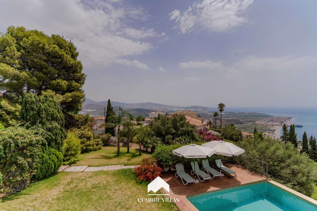 Villa in Salobrena, Andalusia, Spain 1 - 18698998