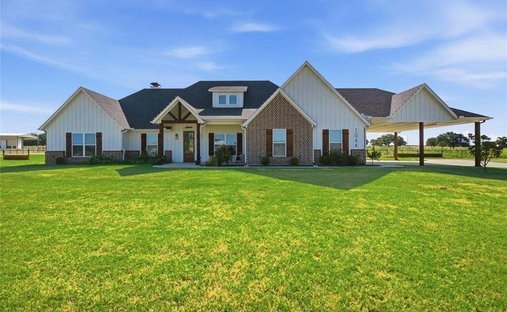 House in Poolville, Texas, United States 1