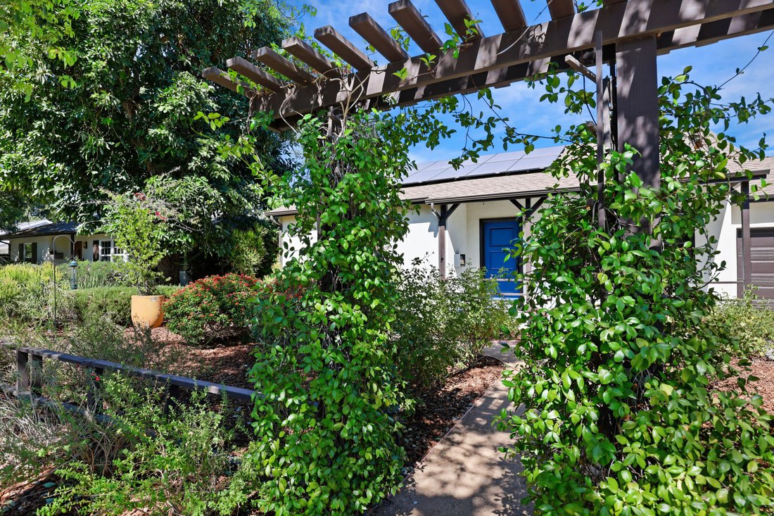 House in Los Angeles, California, United States 4 - 18696629
