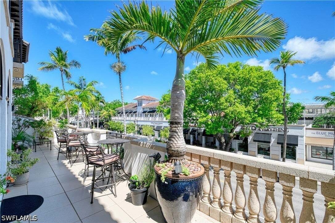 Condo in Naples, Florida, United States 1 - 18696987