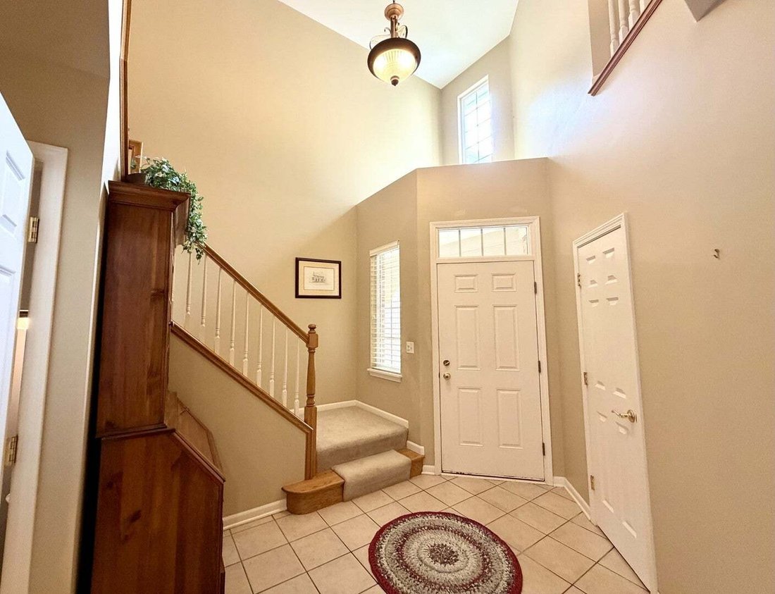 Townhouse in Darien, Illinois, United States 5 - 18697698