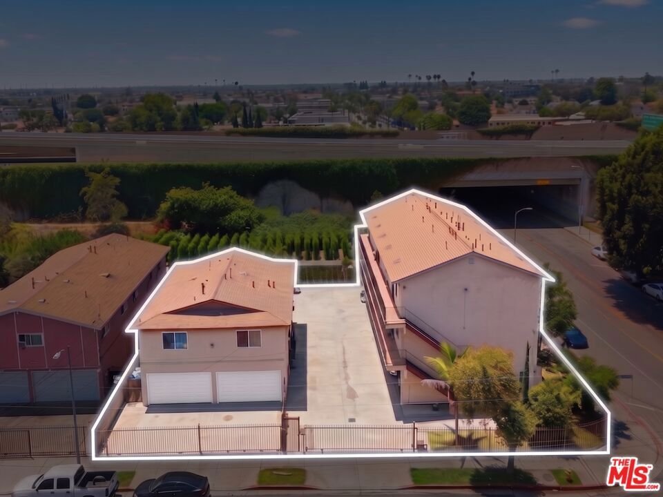 Autres à Gardena, Californie, États-Unis 1 - 18377855