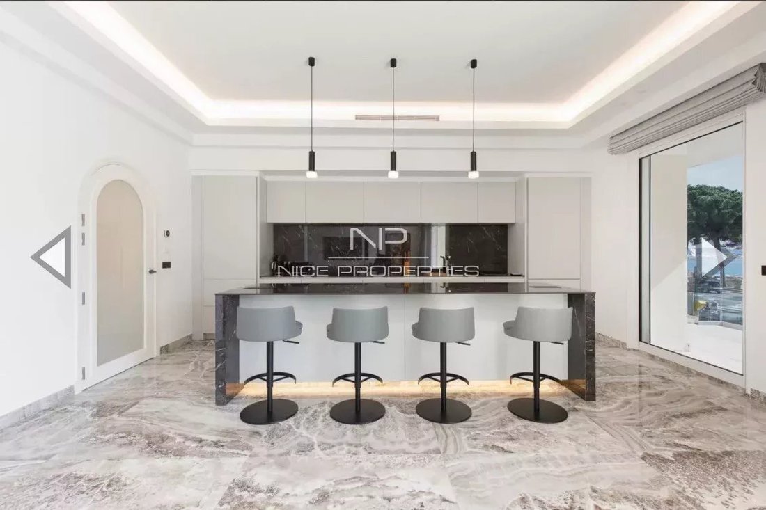 Apartment in Cannes, Provence-Alpes-Côte d'Azur, France 5 - 18695949