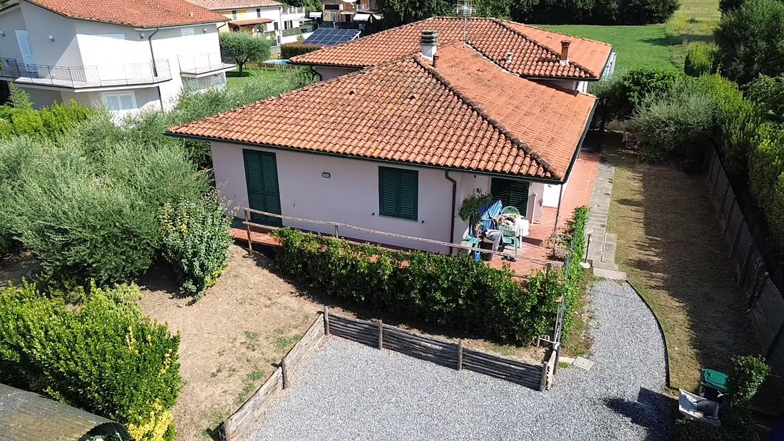 Villa in Antraccoli-Picciorana-Tempagnano, Lucca, Italy 3 - 16501635