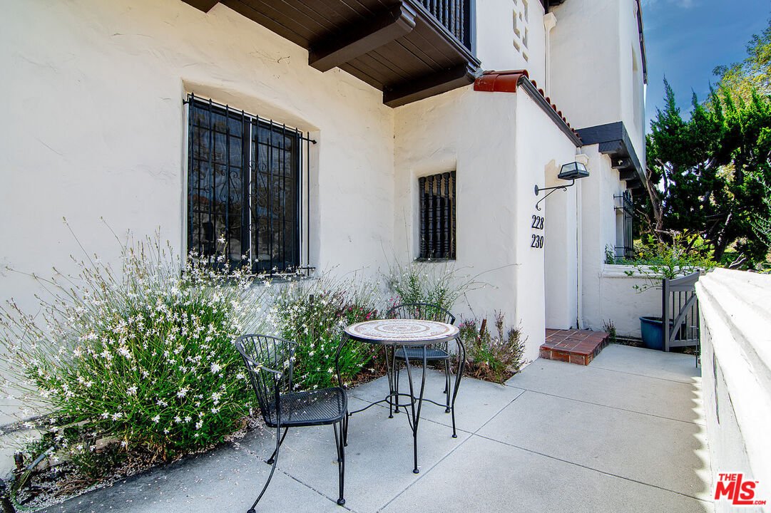 Los Angeles, California, United States 3 - 18698980