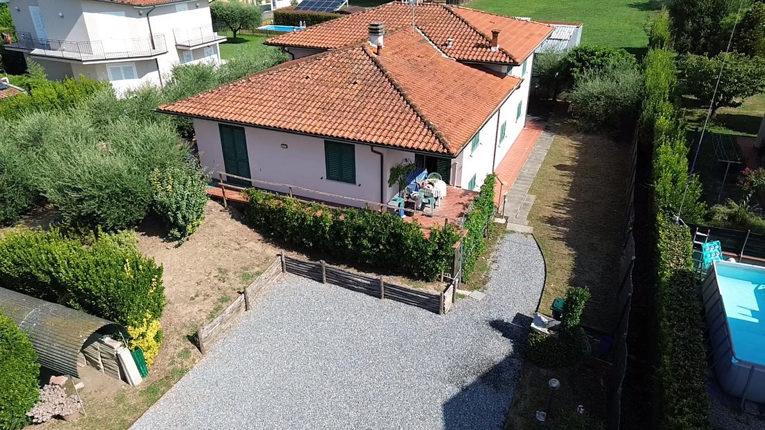 Villa in Antraccoli-Picciorana-Tempagnano, Lucca, Italy 1 - 16501635