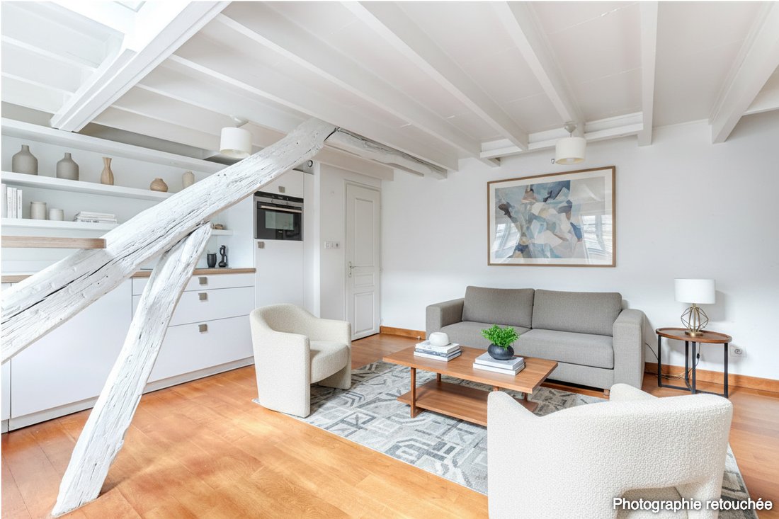Apartment in Palais Royal, Paris 1er Arrondissement, Paris 2 - 18699421
