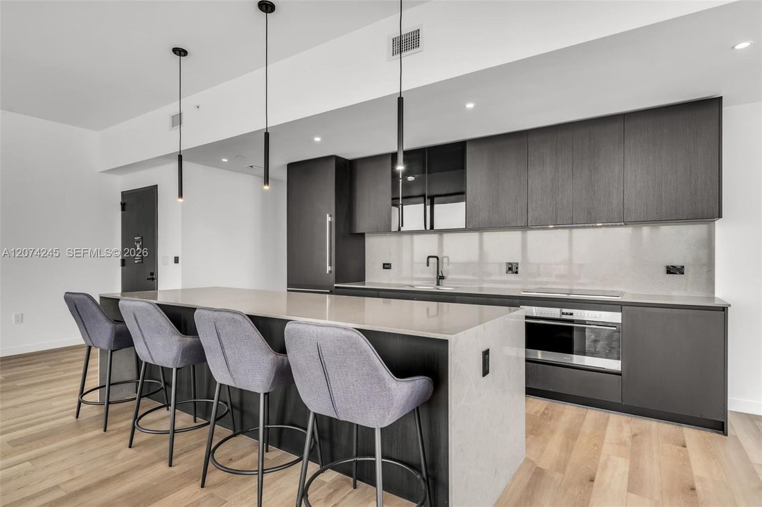 Condo in Miami, Florida, United States 4 - 18698986