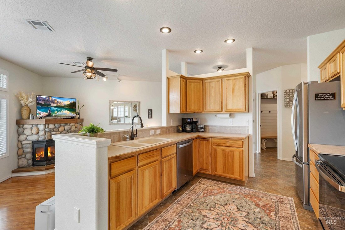 House in Nampa, Idaho, United States 3 - 18698089