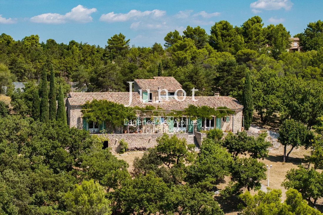 House in Murs, Provence-Alpes-Côte d'Azur, France 1 - 18696037