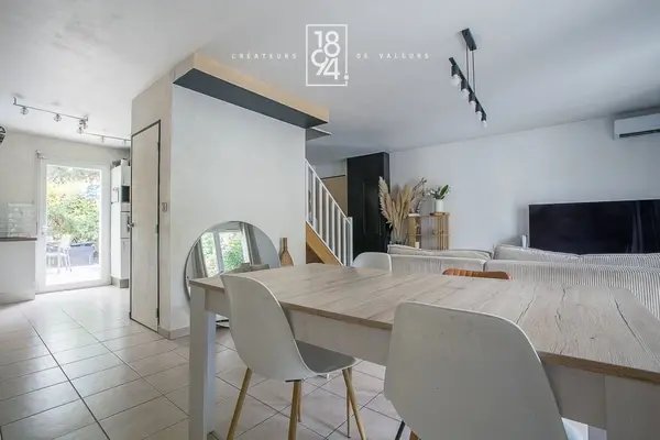 House in Granettes-Jauberte-Sainte Anne, Aix-en-Provence, France 4 - 18404074