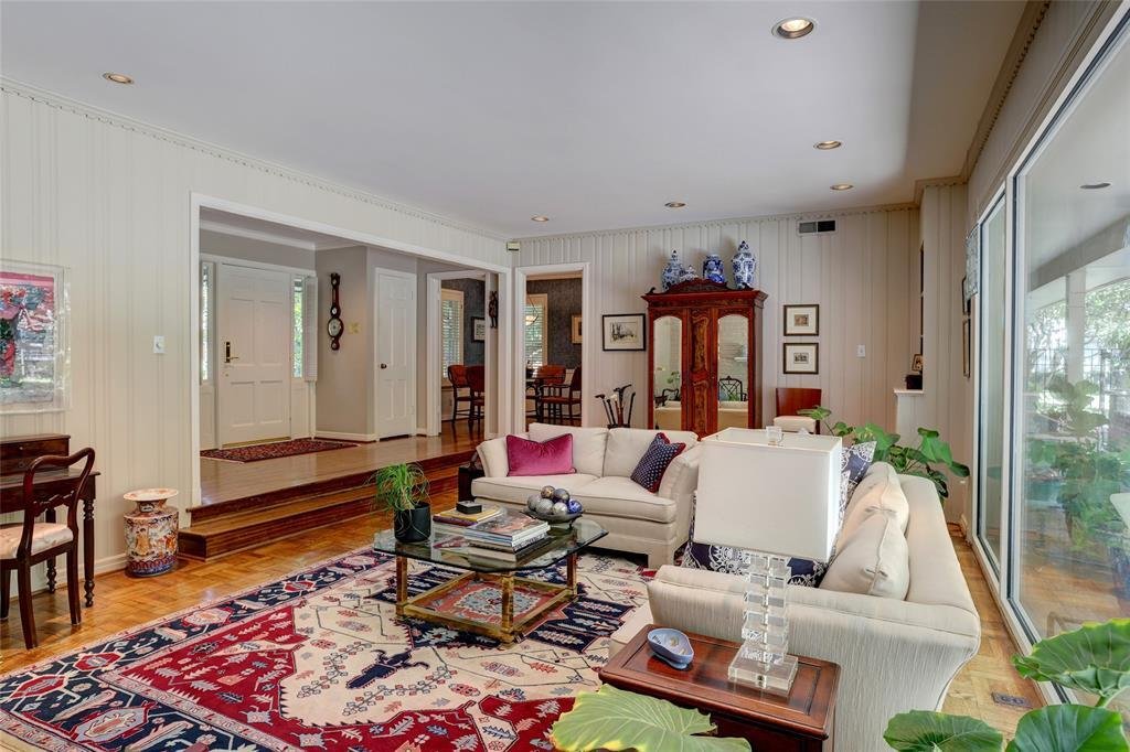 House in Dallas, Texas, United States 5 - 18698568