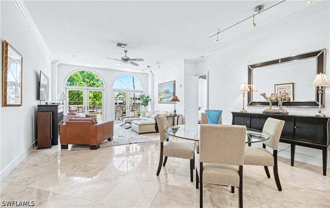 Condo in Naples, Florida, United States 5 - 18696987