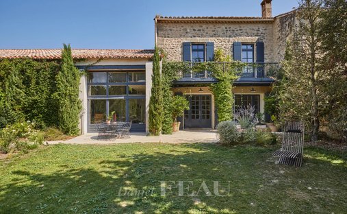 Country House in Fontvieille, Provence-Alpes-Côte d'Azur, France 1