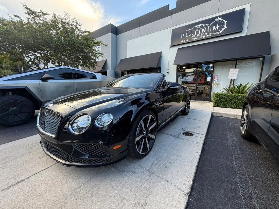 Cabriolet in Boynton Beach, FL, United States 3 - 18699476