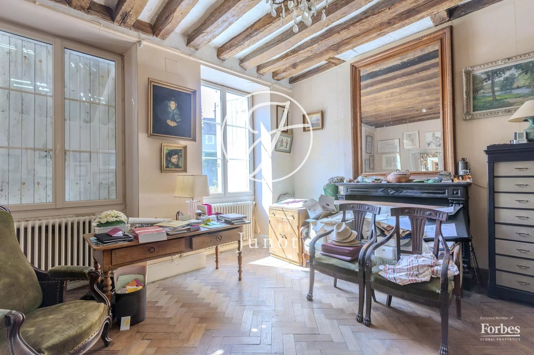 Townhouse in Centre Ville, Vendôme, France 4 - 18699225