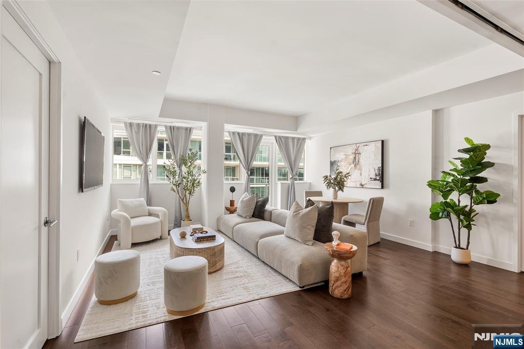 Condo in Weehawken, New Jersey, United States 1 - 18697974