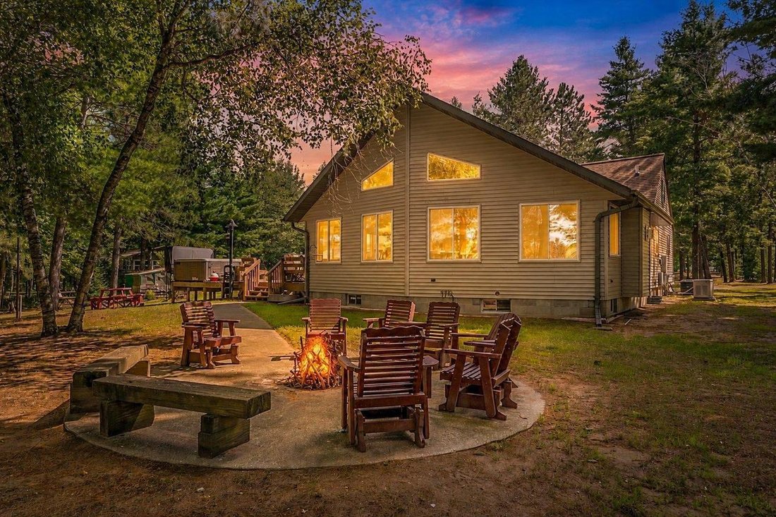 House in Crivitz, Wisconsin, United States 1 - 18696951