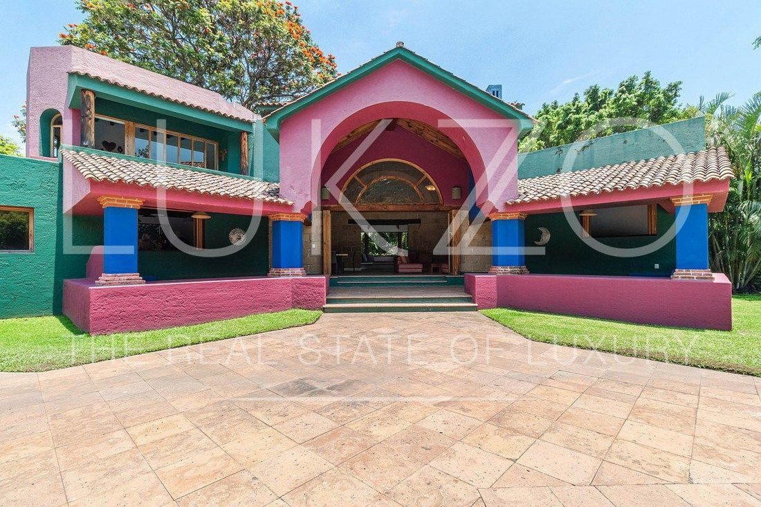 House in Tepoztlán, Morelos, Mexico 3 - 18696312