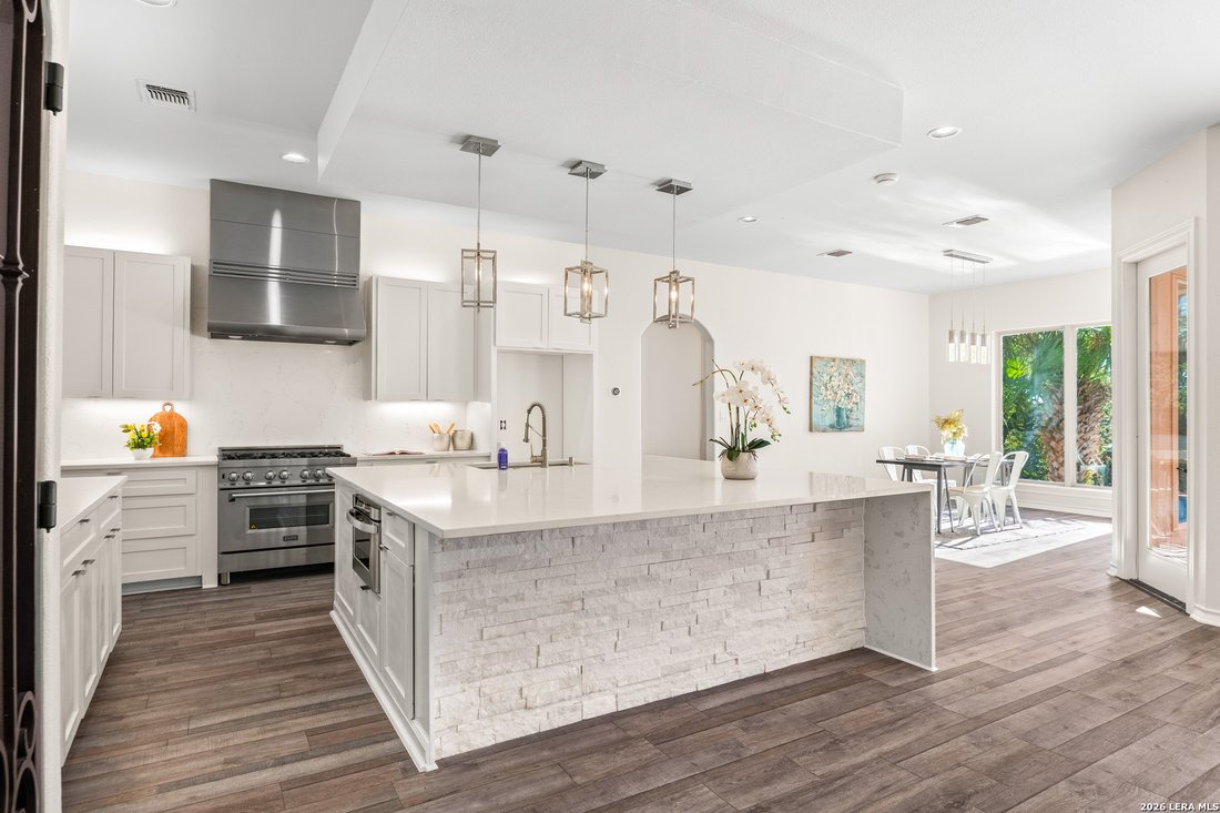 House in San Antonio, Texas, United States 3 - 18698057