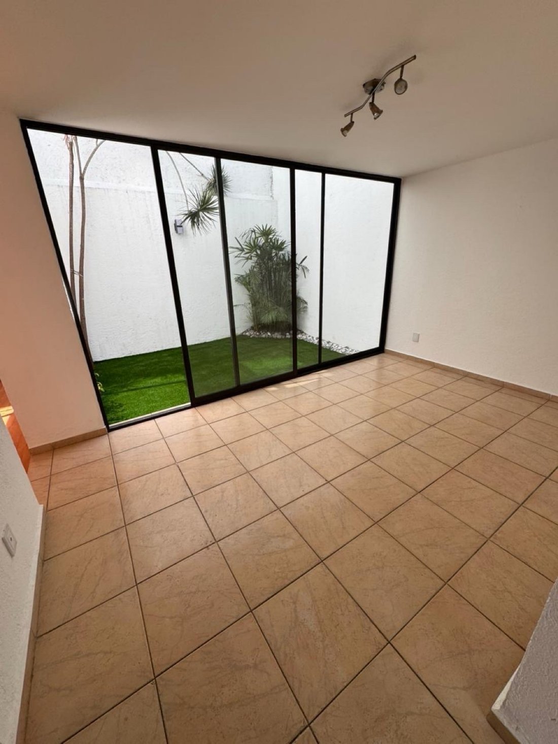 Condo in Santa Catarina Yecahuitzotl, Mexico City, Mexico 5 - 18696105