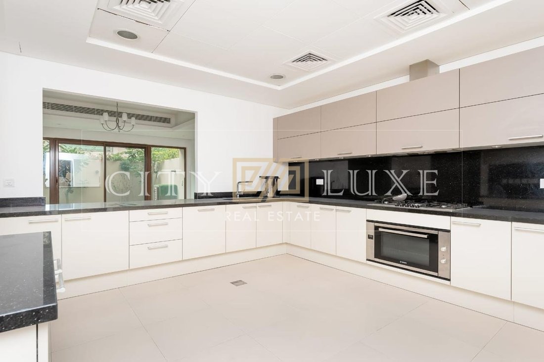 Townhouse in Dubai, Andorra 5 - 18696028