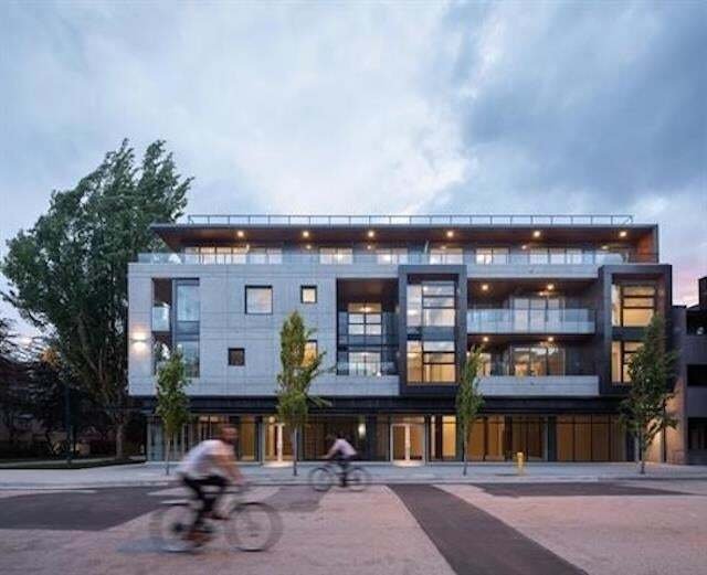 Condo in Vancouver, British Columbia, Canada 1 - 18699141