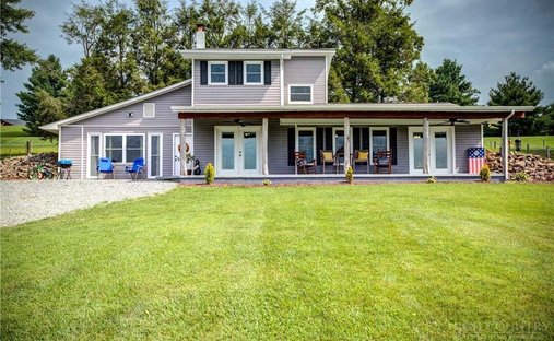 House in Sparta, North Carolina, United States 1