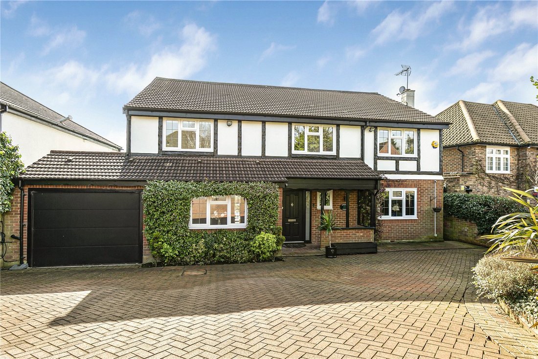 House in Ferney Hill, Enfield, England 1 - 16949992