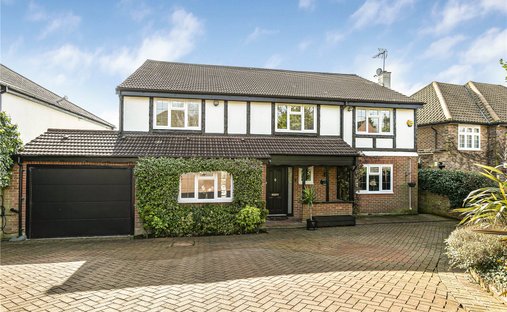 Casa a Collina di Ferney, Enfield, Inghilterra 1