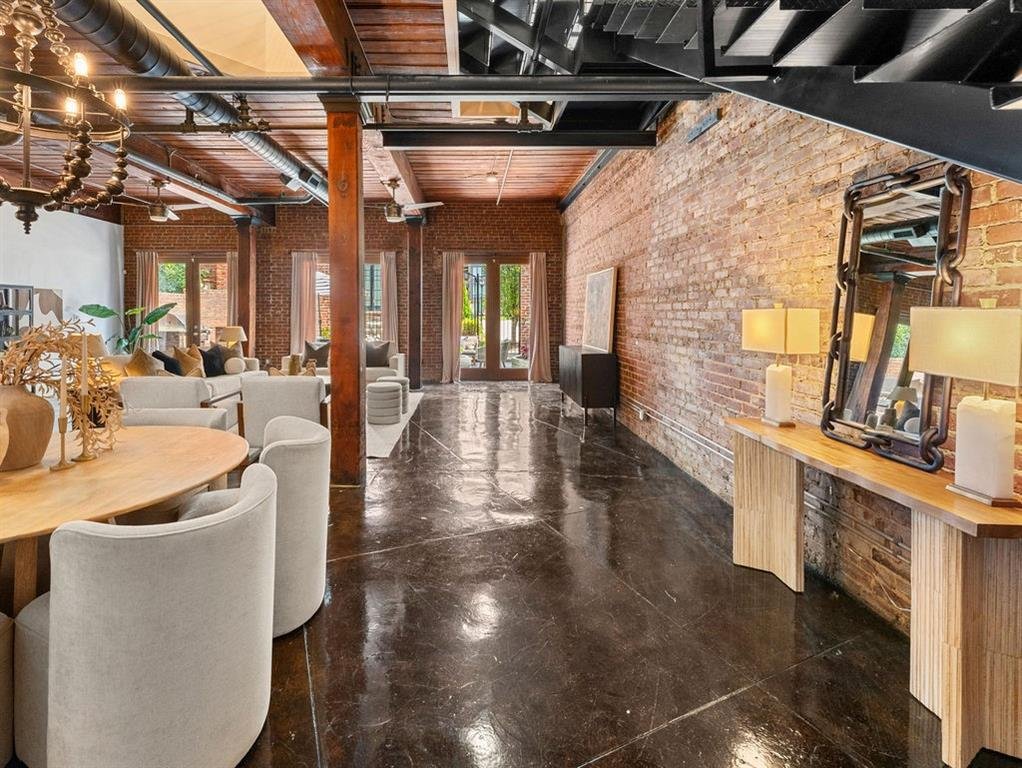 Condo in Atlanta, Georgia, United States 3 - 18698075