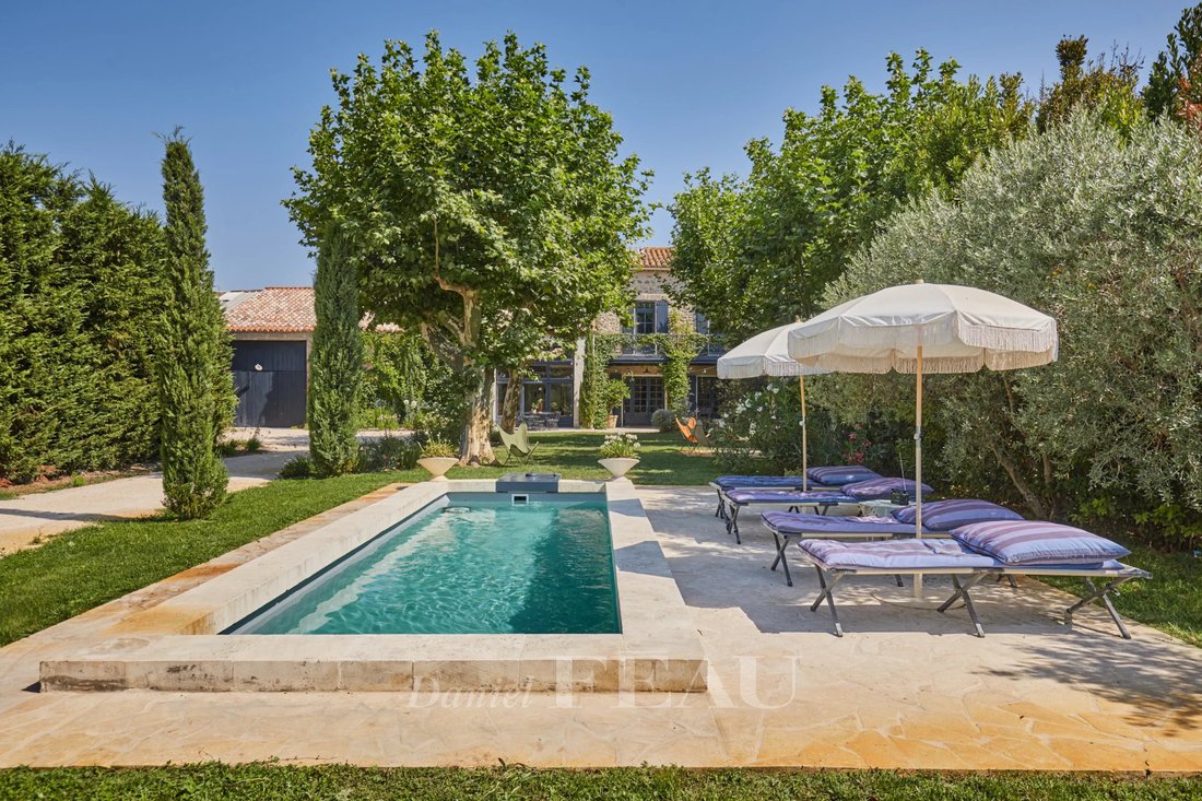 Country House in Fontvieille, Provence-Alpes-Côte d'Azur, France 4 - 18695983