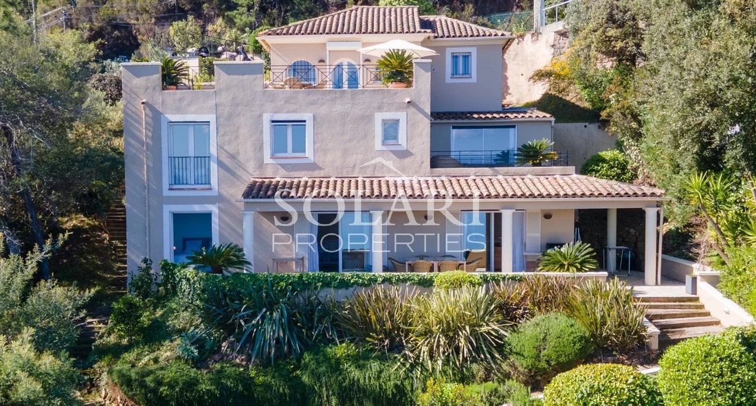 Villa in Théoule-sur-Mer, Provence-Alpes-Côte d'Azur, France 4 - 15663989
