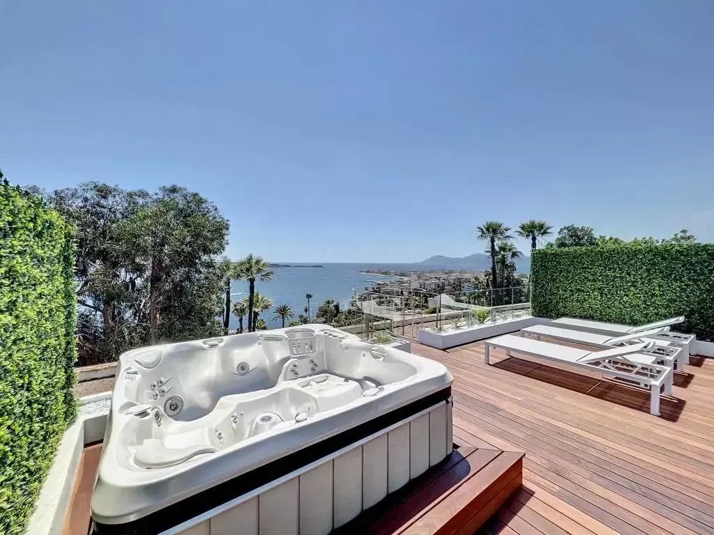 Apartment in Cannes, Provence-Alpes-Côte d'Azur, France 1 - 15624841