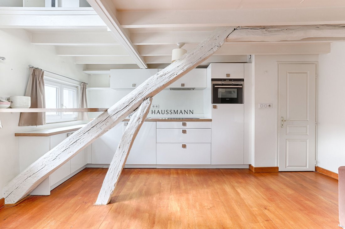 Apartment in Palais Royal, Paris 1er Arrondissement, Paris 5 - 18699421