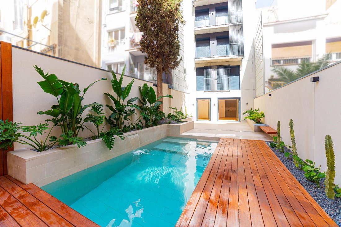 Apartment in Sarrià-Sant Gervasi, Barcelona, Spain 1 - 18302510