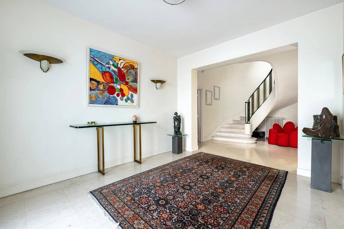 Townhouse in Prince–Marmottan, Boulogne-Billancourt, France 3 - 16656478