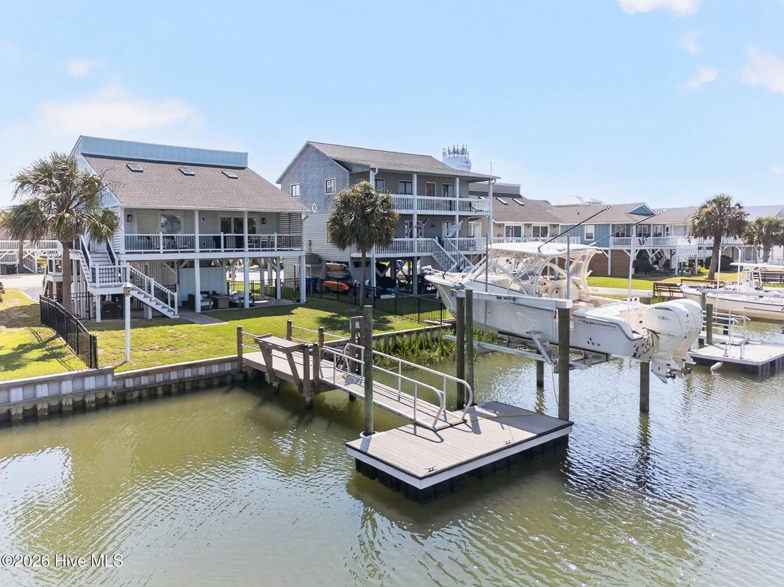 House in Ocean Isle Beach, North Carolina, United States 5 - 18697914