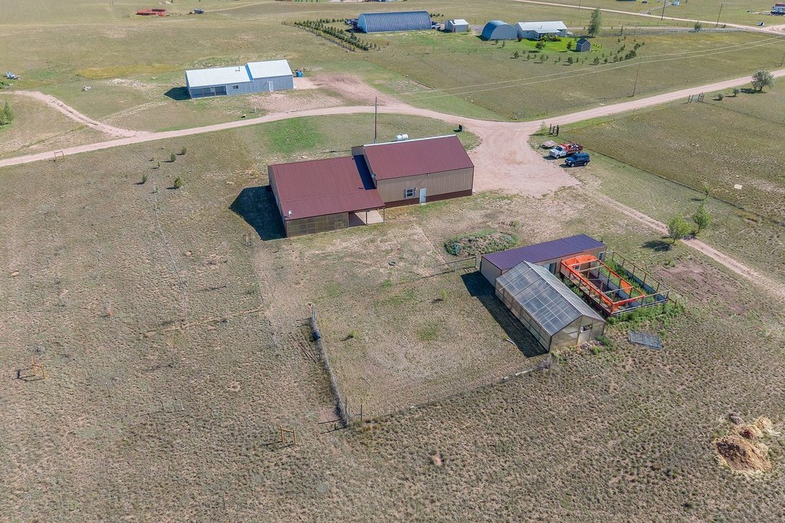 House in Cheyenne, Wyoming, United States 3 - 18696553