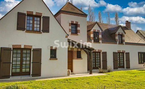 House in Est, Ingré, France 1