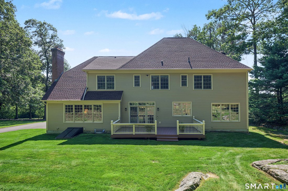 House in Avon, Connecticut, United States 2 - 18697674