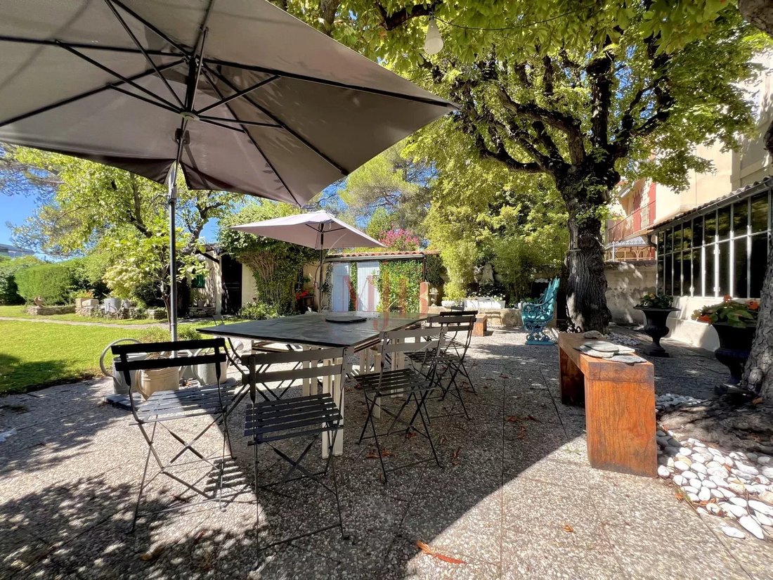 Villa in Est-Repentance-Les Trois Bons Dieux, Aix-en-Provence, France 3 - 18699042