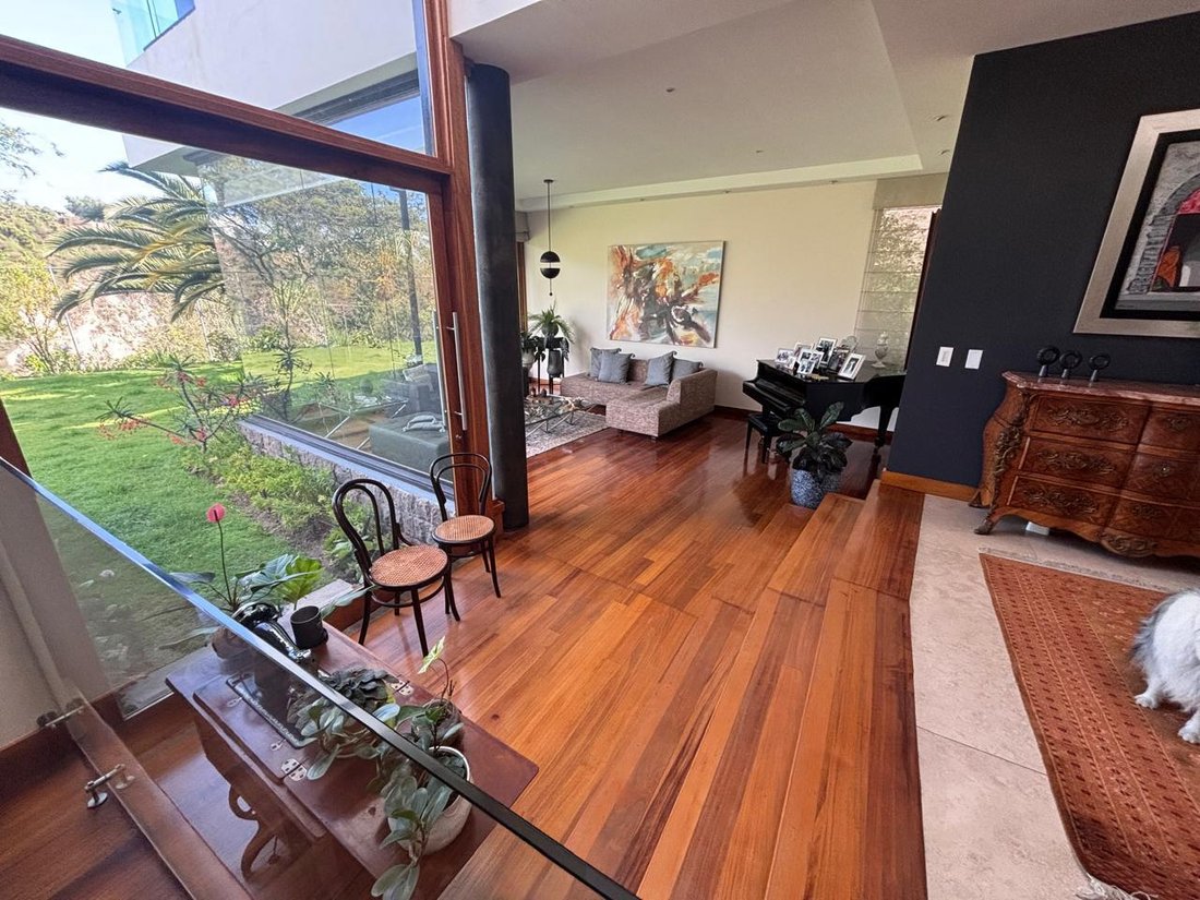 House in Quito, Pichincha, Ecuador 2 - 18698932