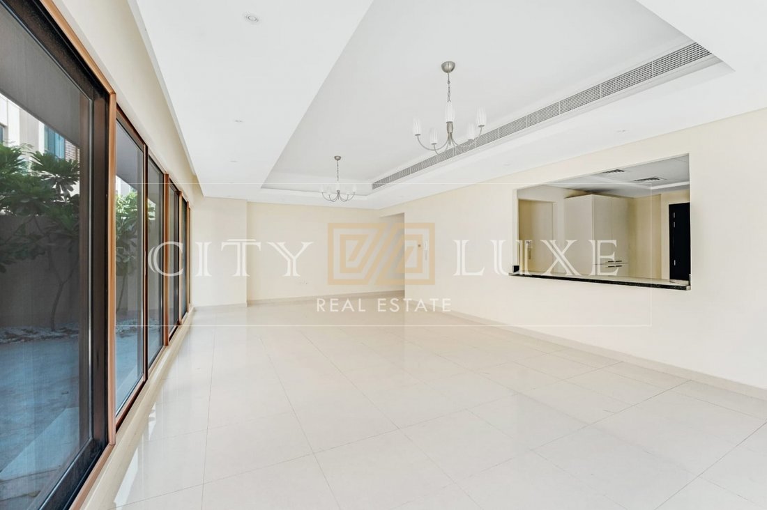 Townhouse in Dubai, Andorra 3 - 18696028