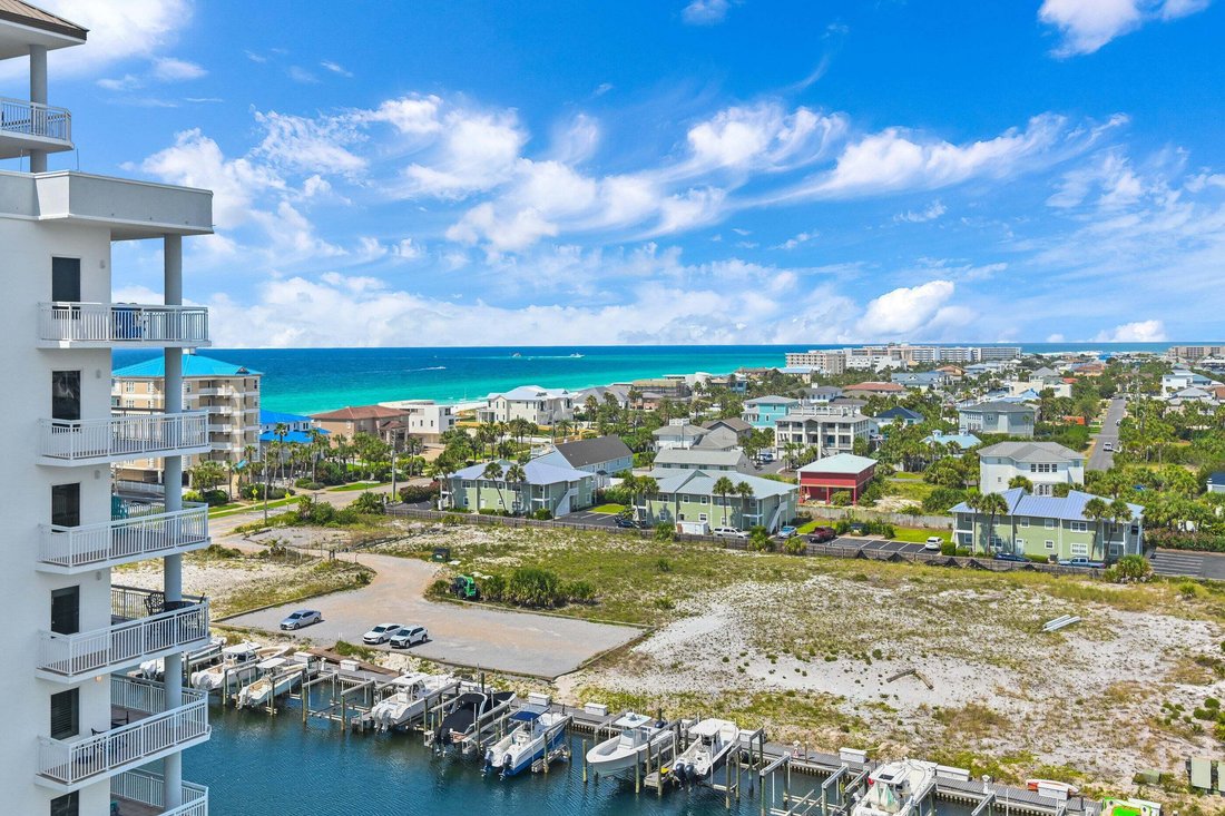 Condo in Destin, Florida, United States 2 - 18697361