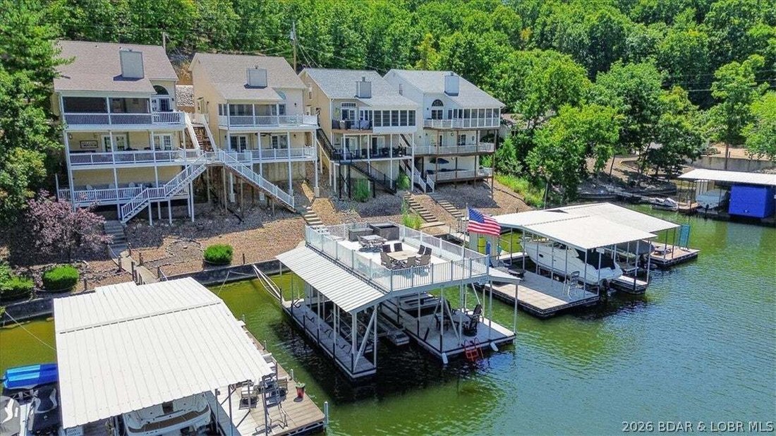 House in Lake Ozark, Missouri, United States 1 - 18696674