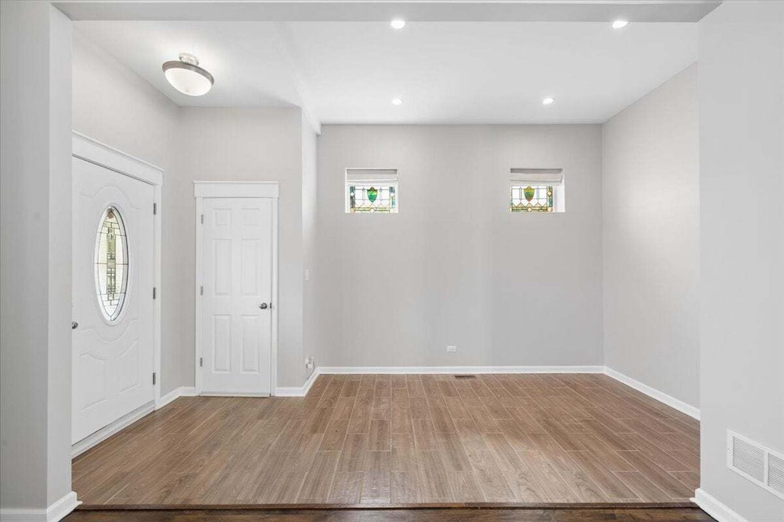 House in Berwyn, Illinois, United States 4 - 18697689