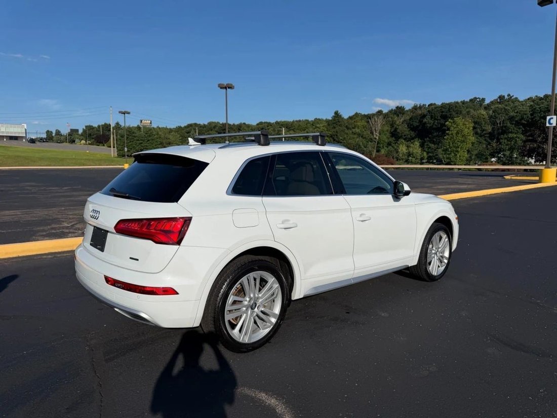Suv in Wilkes Barre, PA, United States 3 - 18699614